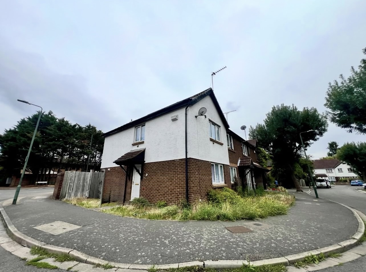 3 Bed House in Thamesmead